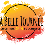 Logo La Belle Tournée, arrière-plan en dégradé orangé et texte noir
